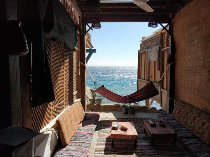 Fighting Kangaroo Camp Hotel Dahab Buitenkant foto