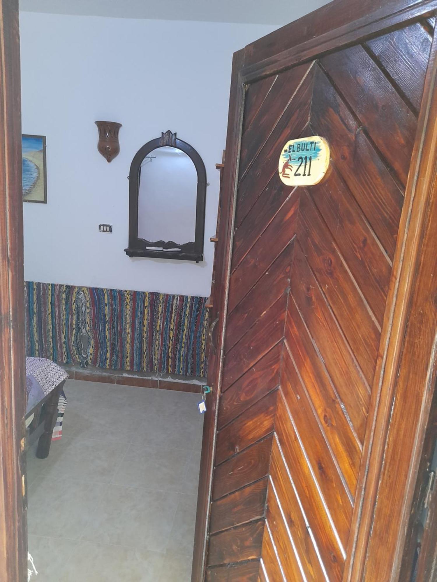 Fighting Kangaroo Camp Hotel Dahab Buitenkant foto